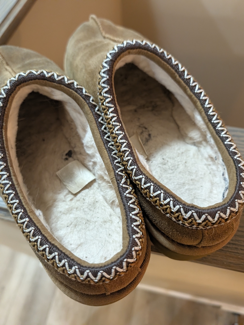 UGG Tasman - Picture 3 of 5